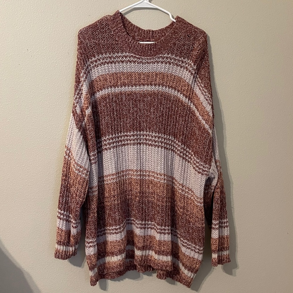Women’s AE Pinkish/Red Sweater XL